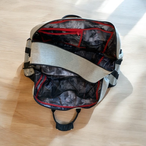 LULULEMON WEEKENDER Extra Large Duffel Bag - Picture 3 of 7